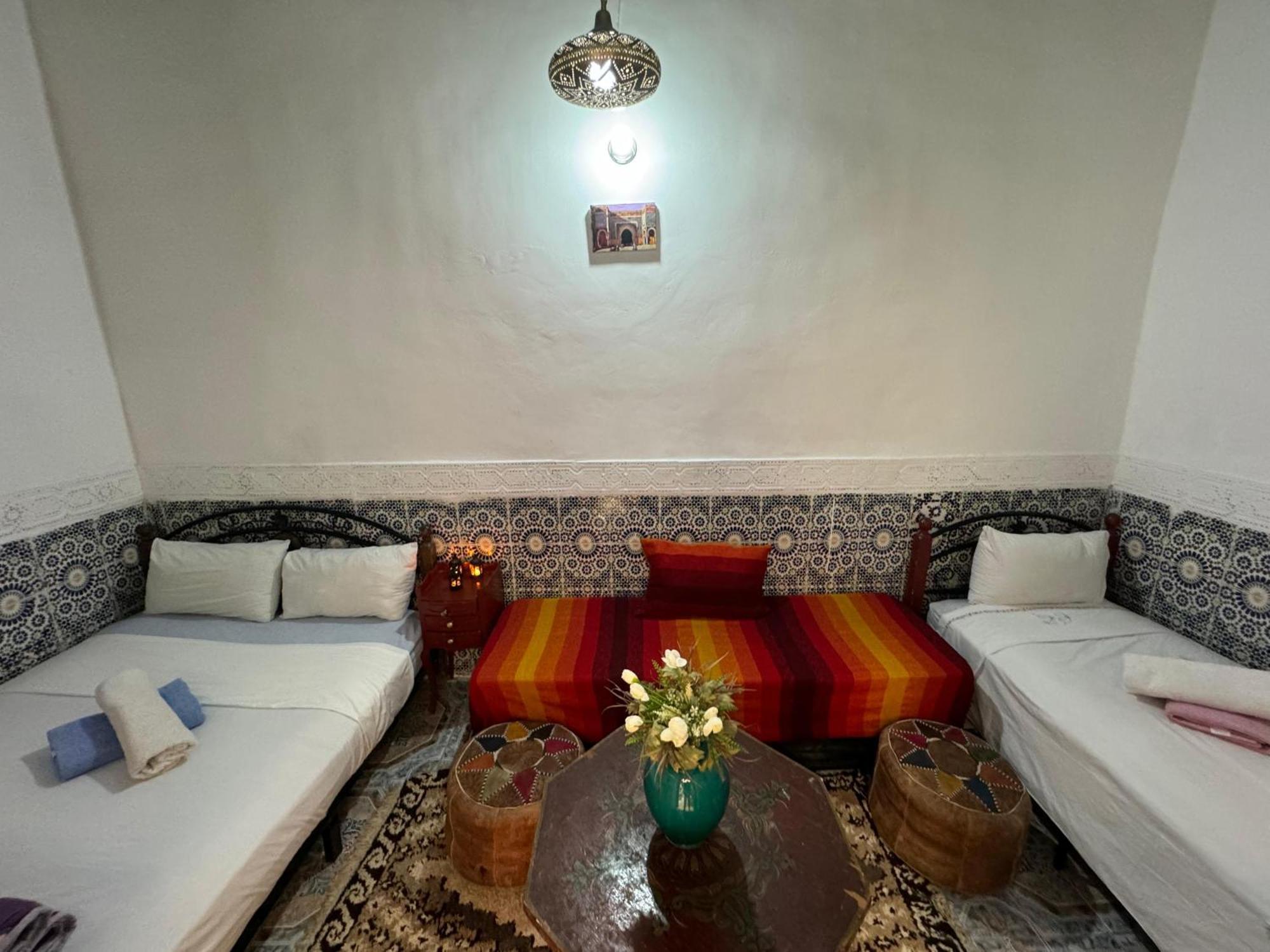 Dar Enouiina Hotell Fès Exteriör bild