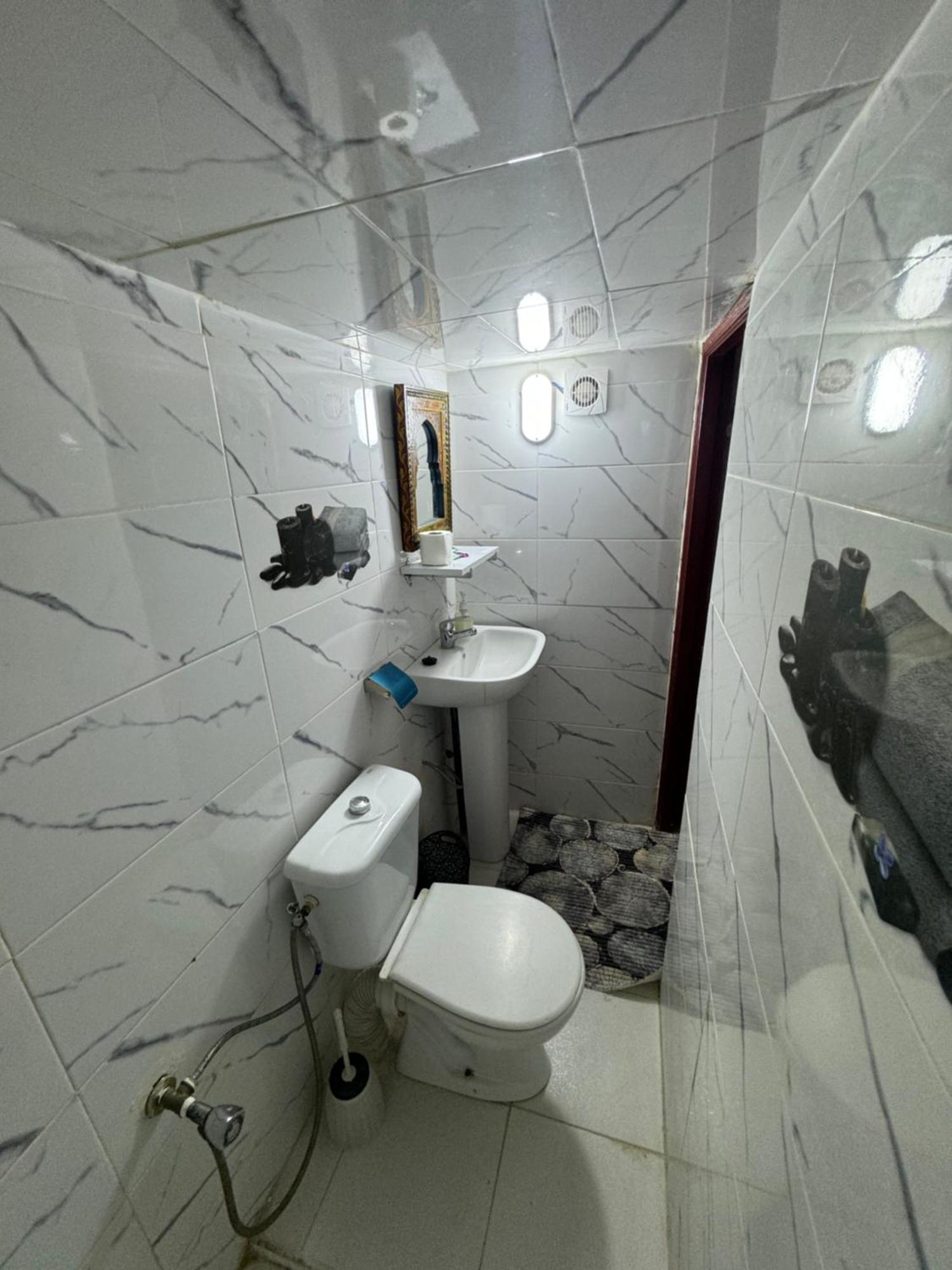 Dar Enouiina Hotell Fès Exteriör bild