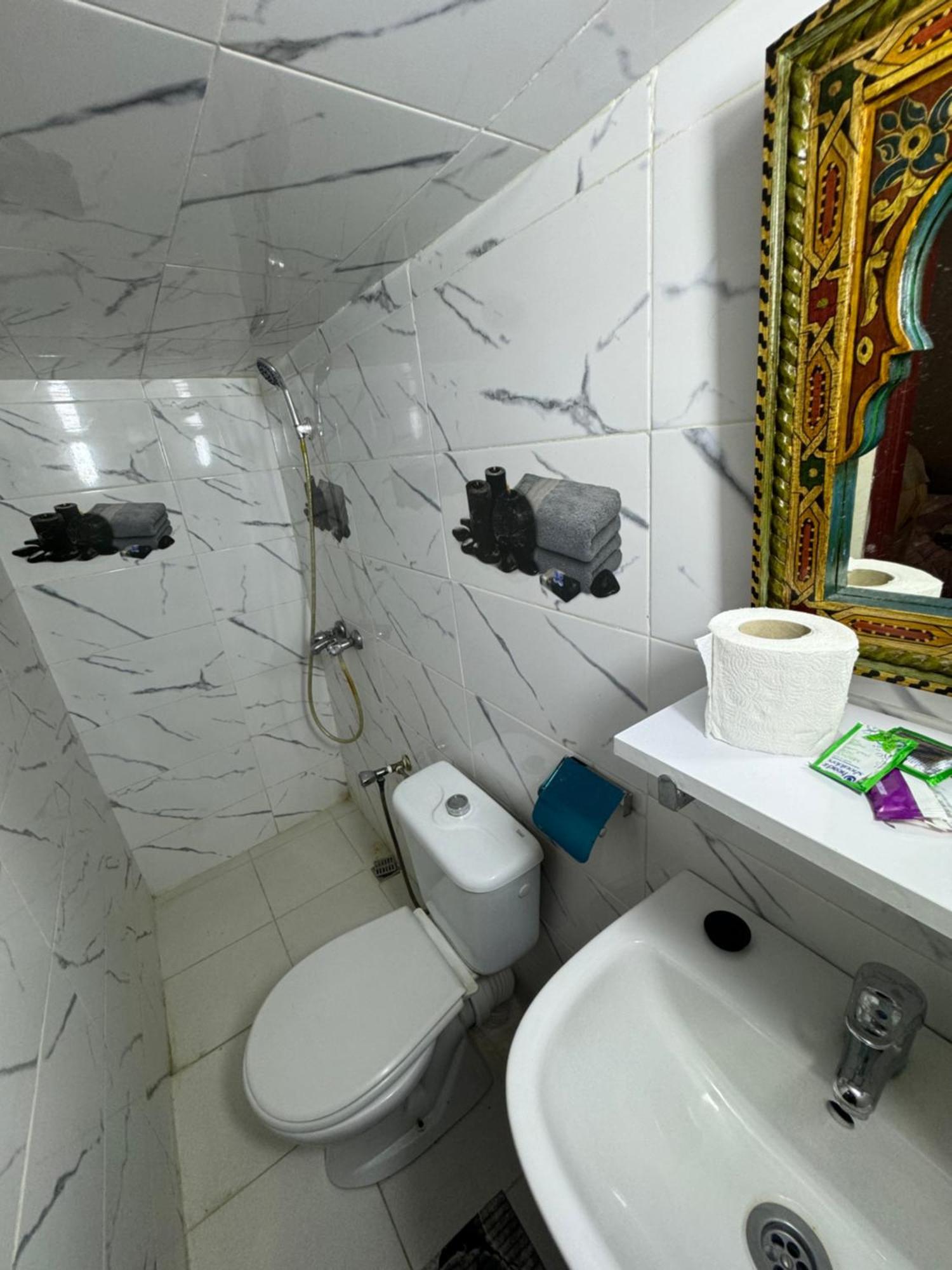 Dar Enouiina Hotell Fès Exteriör bild