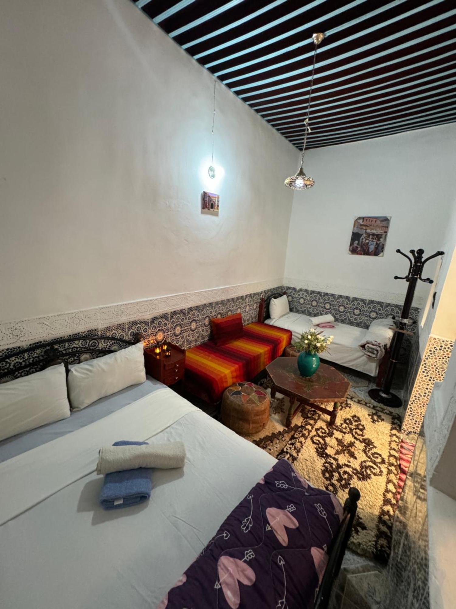Dar Enouiina Hotell Fès Exteriör bild