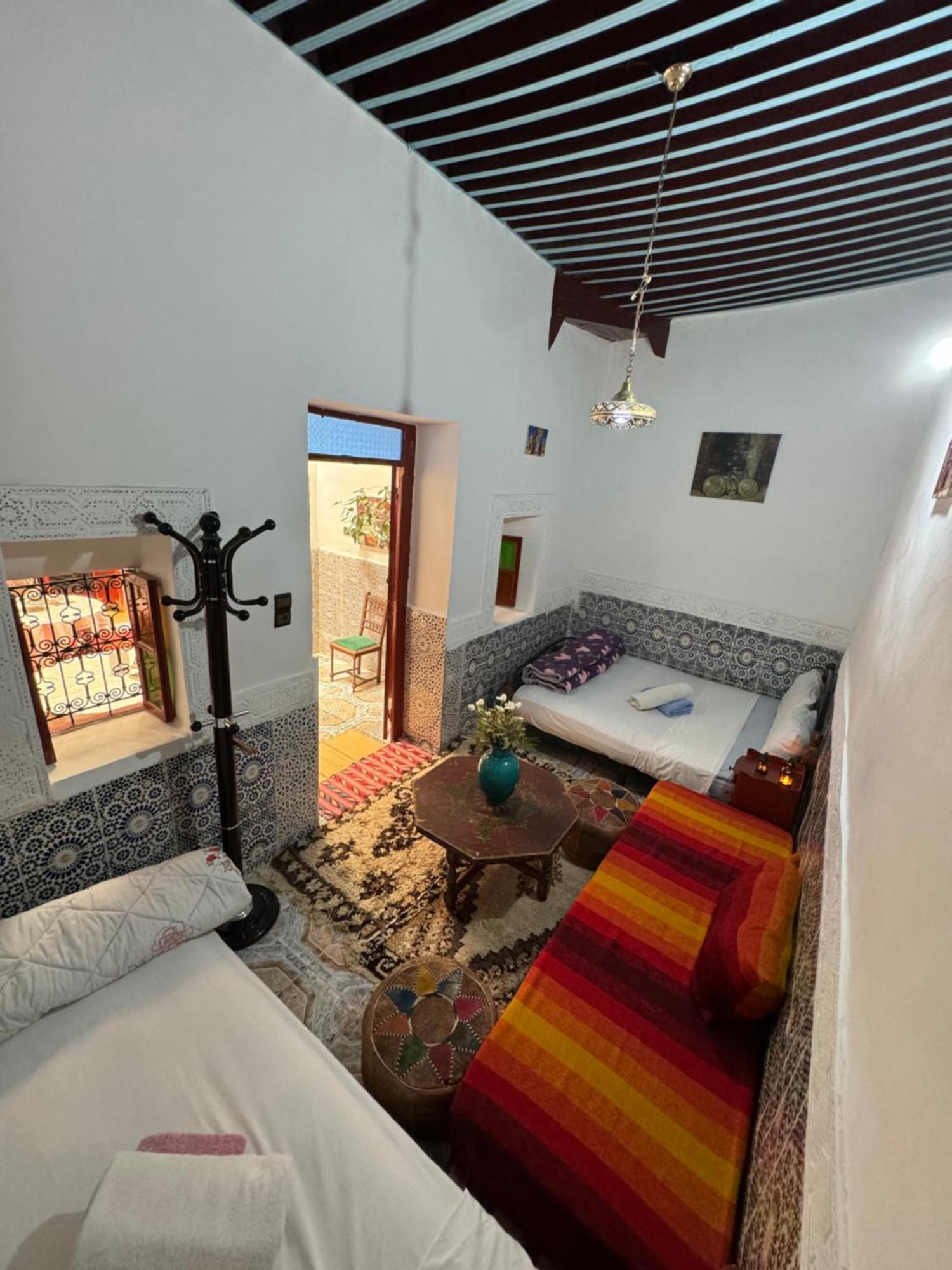 Dar Enouiina Hotell Fès Exteriör bild